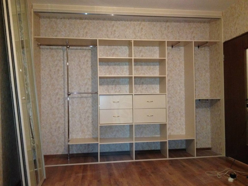 Каркас встроенного шкафа