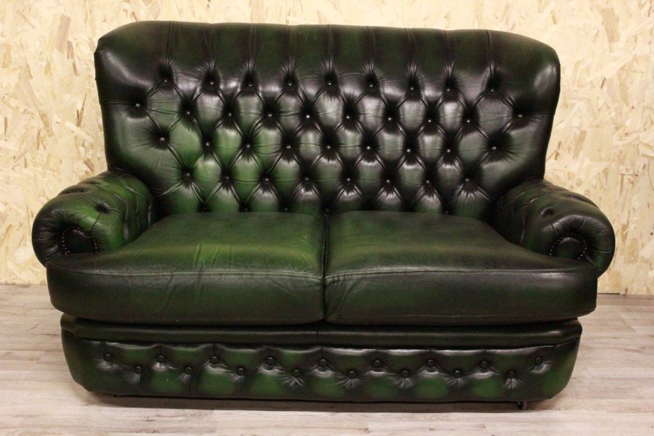 Зеленый кожаный диван Balmoral