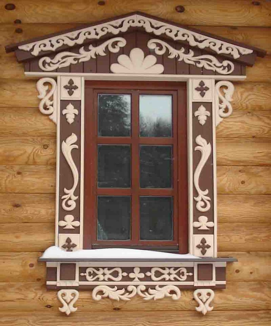 Прорезная резьба наличники на окна веранда