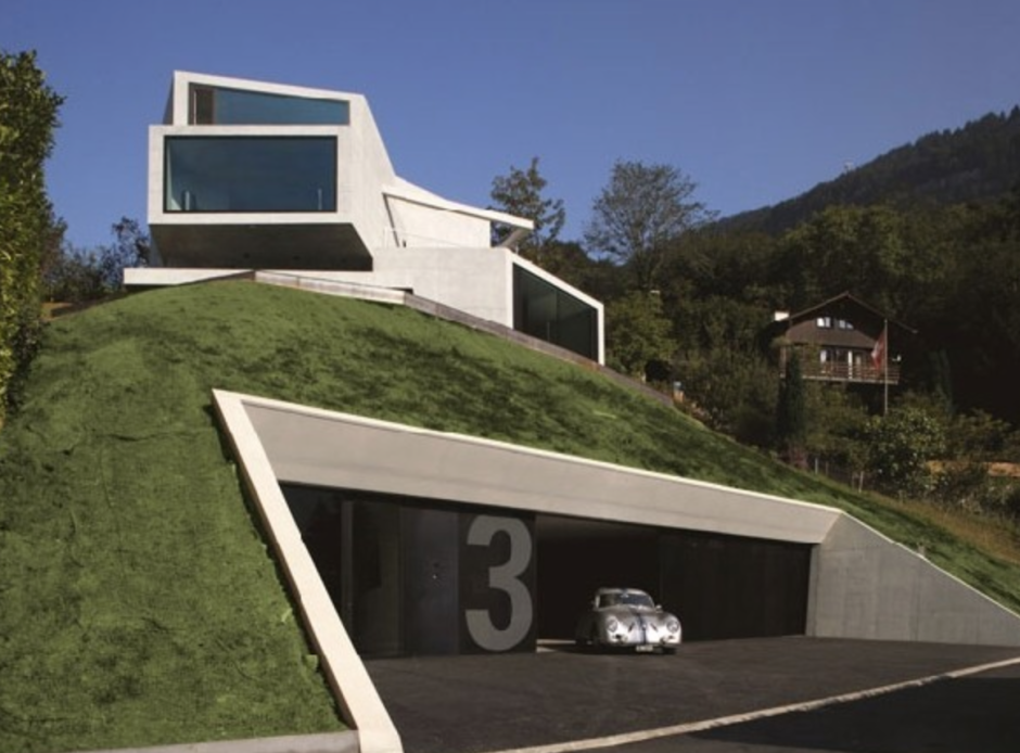 Гараж на склоне