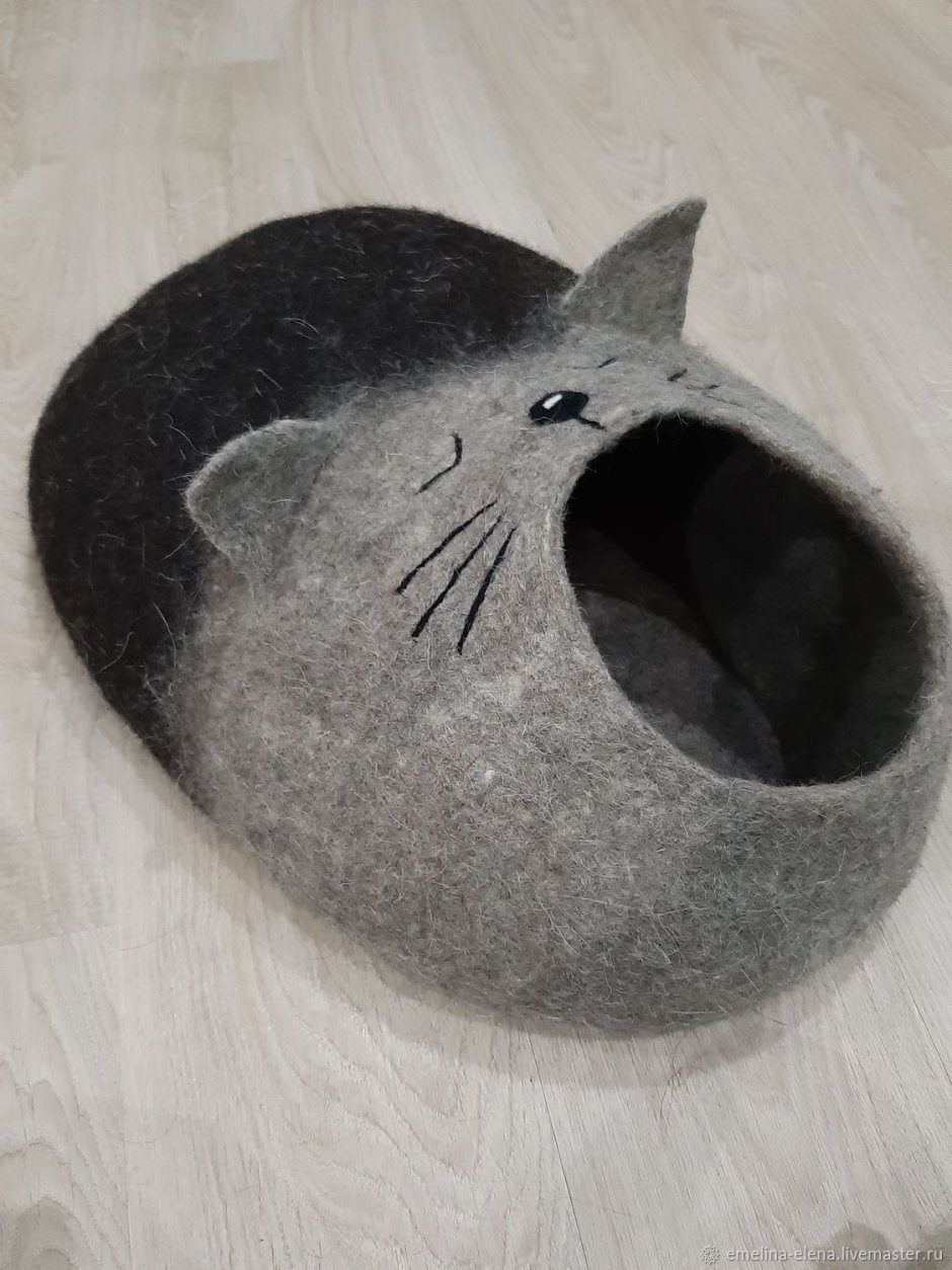 Войлочный домик для кошки