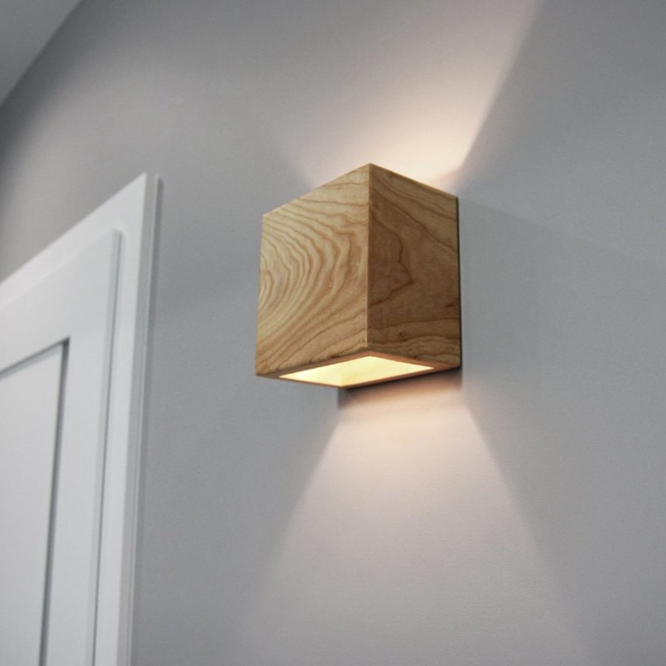Настенный светильник Wooden Caple