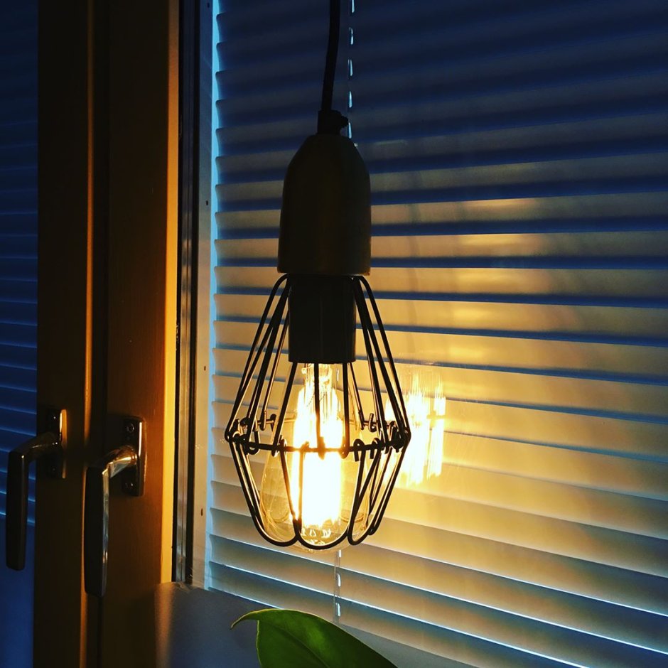 Светильник на окно