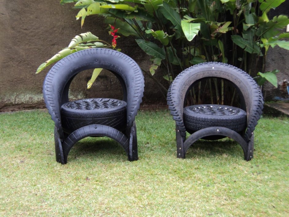 Мягкая мебель из колес для сада