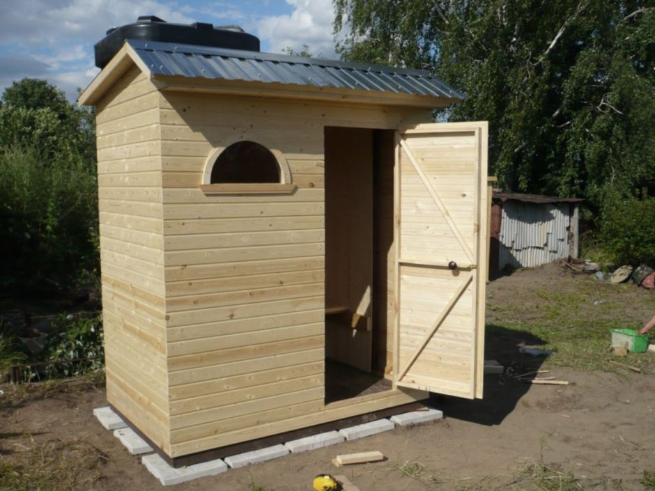 Душевая деревянная для дачи
