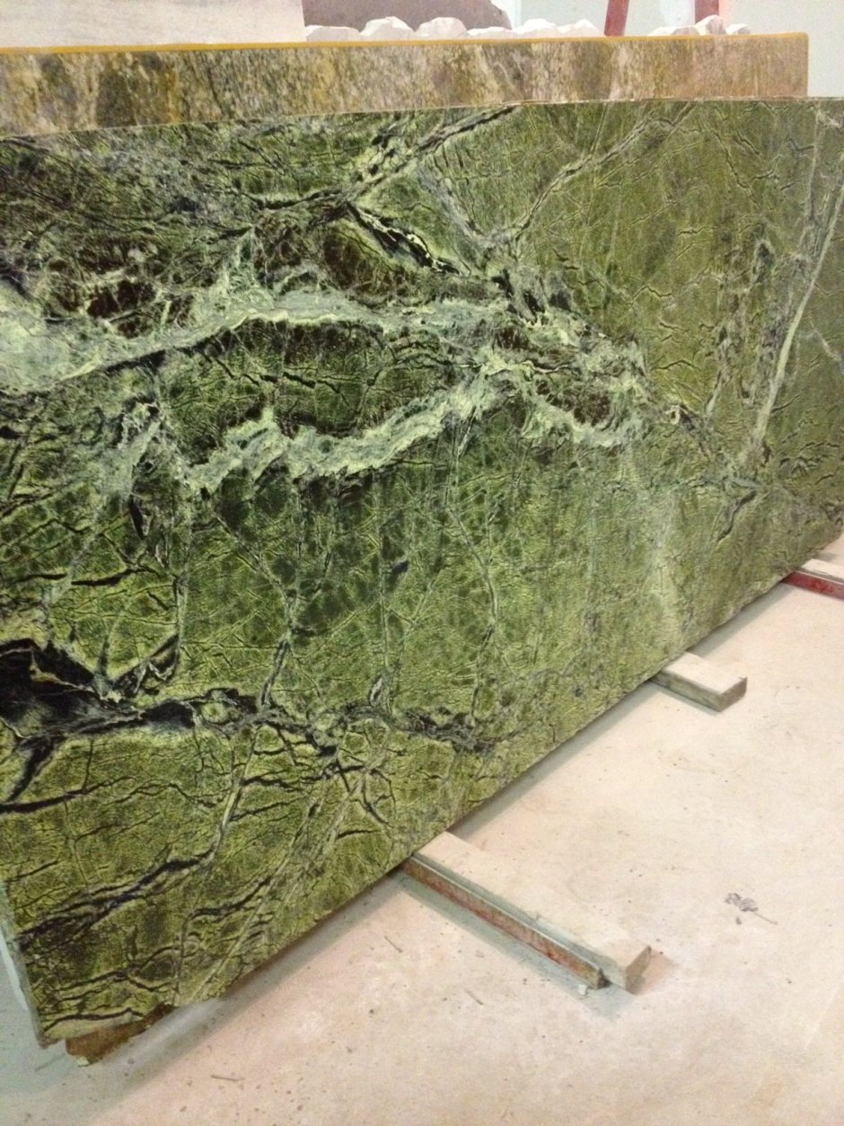 Rain Forest Green гранит