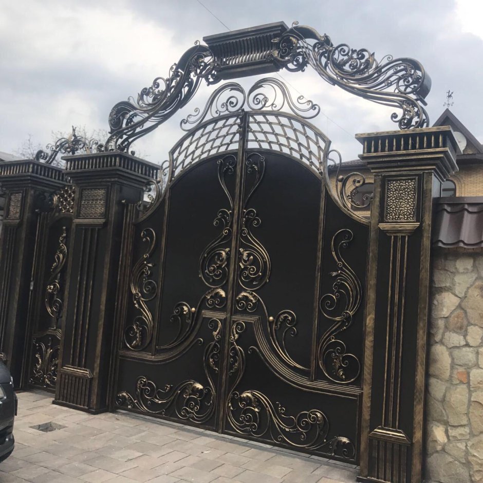 Кованые ворота v 152 магия металла кованые ворота Версаче