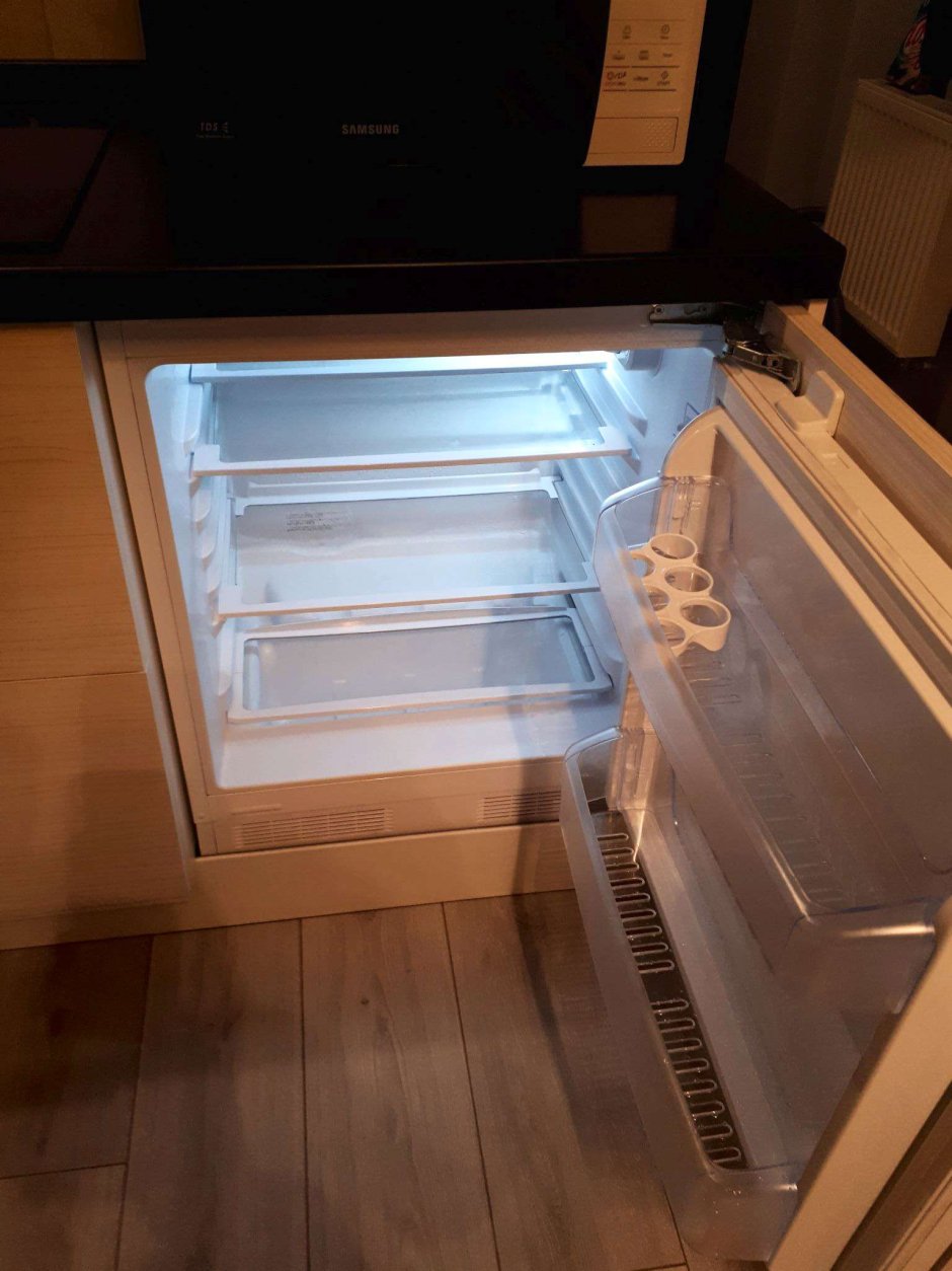 Встраиваемый холодильник Beko bu 1100