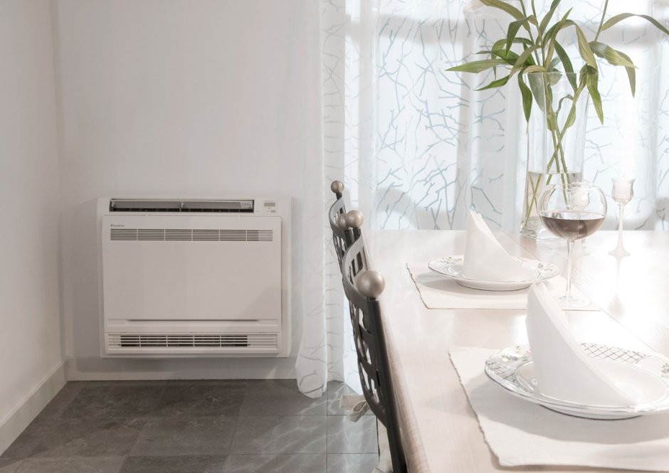 Напольно-потолочный кондиционер Daikin fvxs35f / rxs35j с зимним комплектом