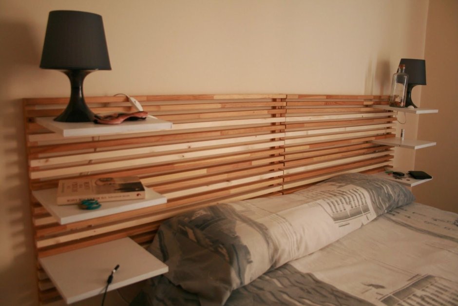 Кровать из деревянных реек