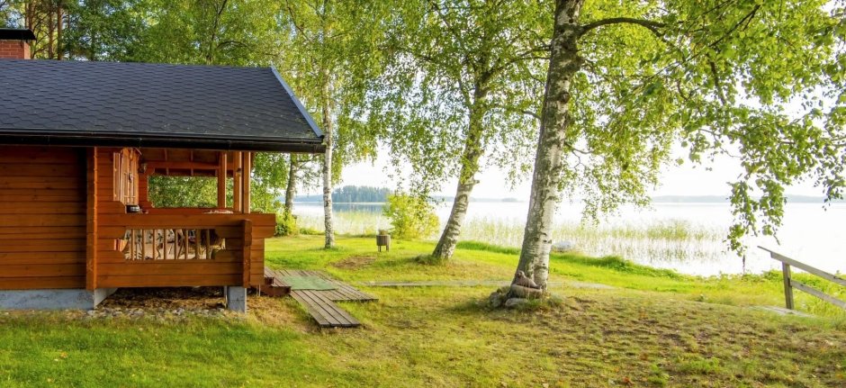 Баня на берегу реки