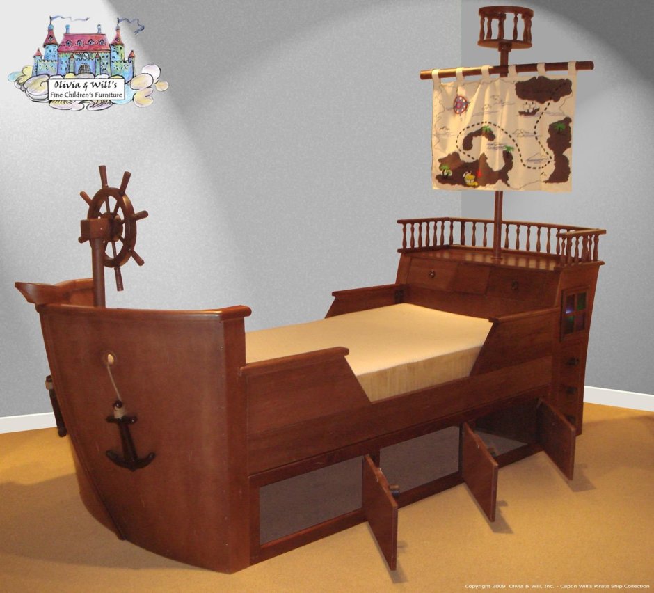 Кровать в виде корабля