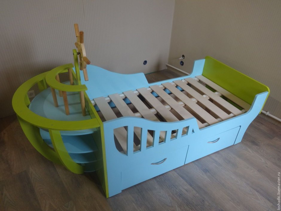 Кровать из фанеры детская для мальчиков