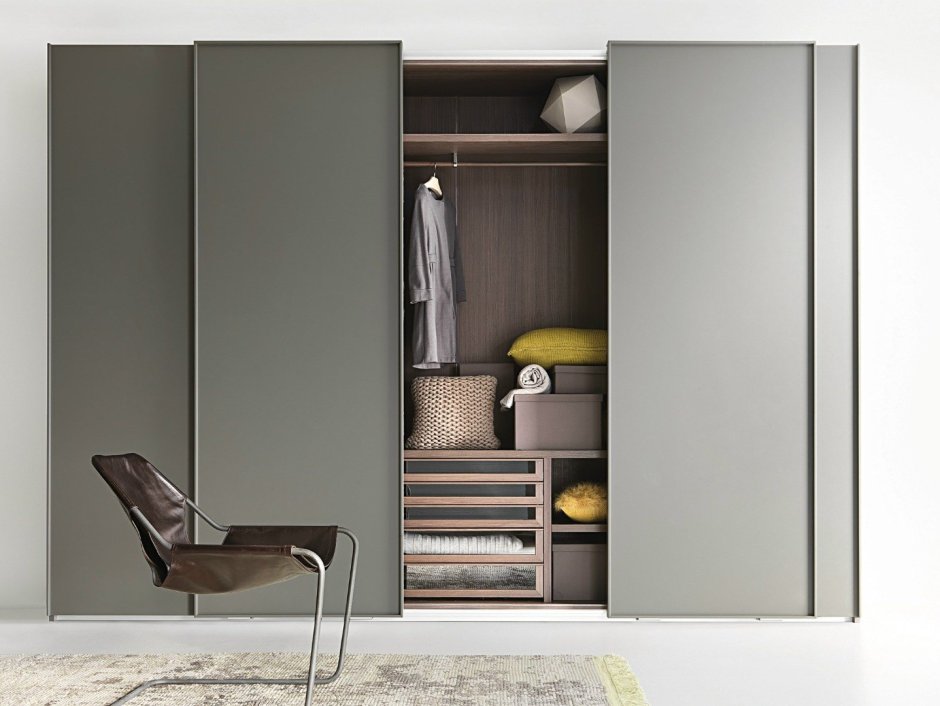 Lema Wardrobe