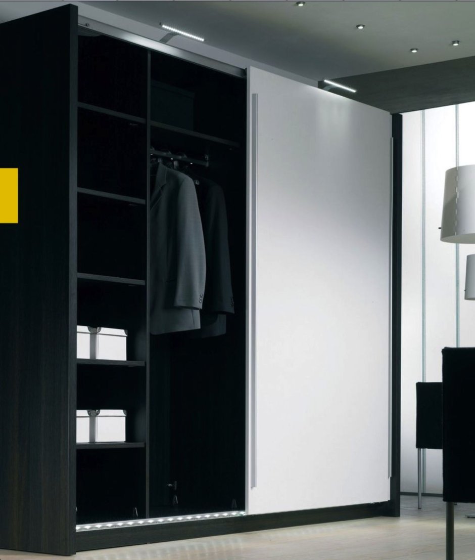 Шкаф с системой Hettich Topline l