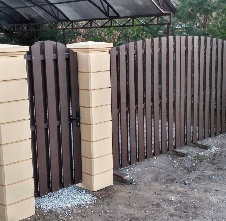 Сборные бетонные столбы для забора