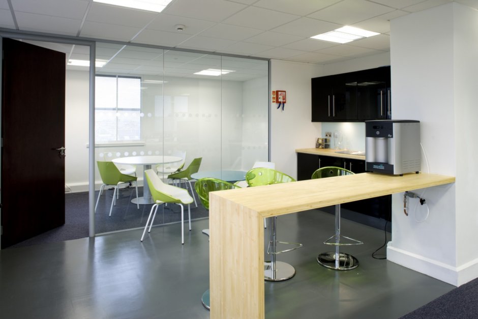 Обеденная зона в офисе