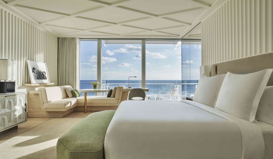 Four Seasons Hotel Surfside