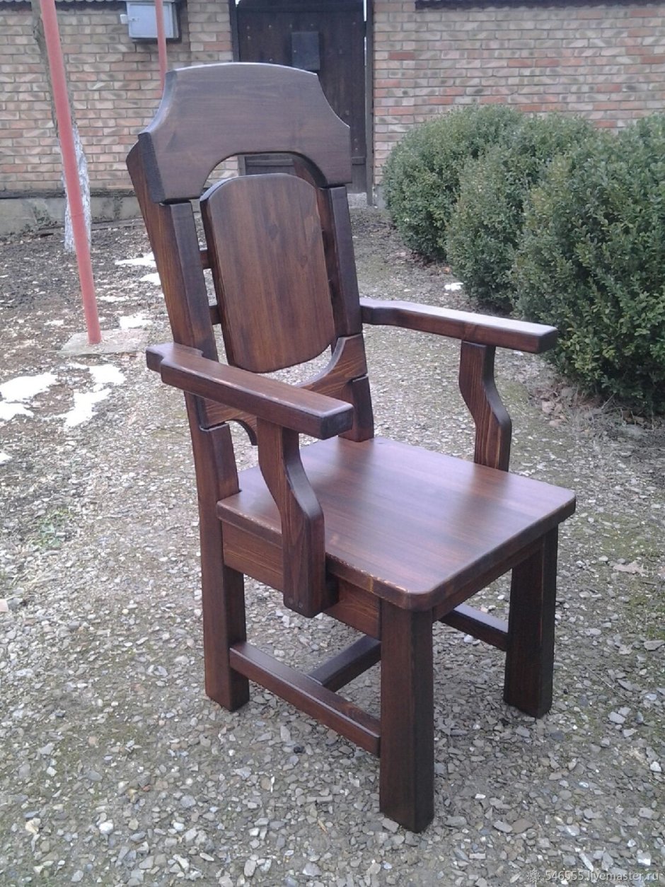 Стул кресло из дерева