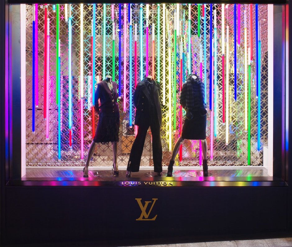 Витрины Louis Vuitton