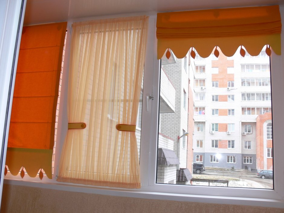 Шторы на окно с балконом