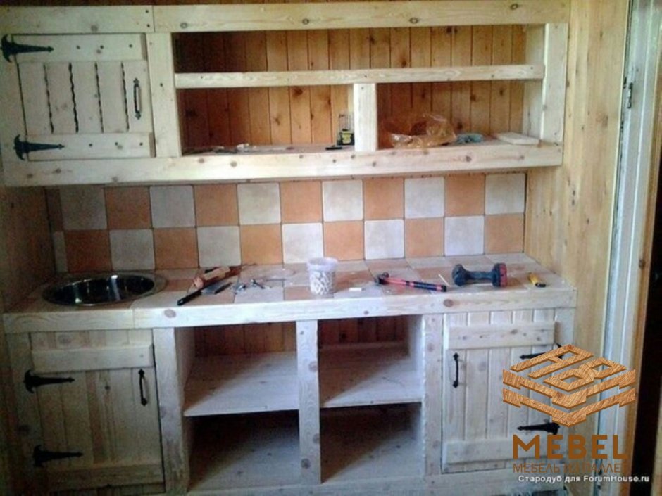 Самодельный кухонный гарнитур на дачу