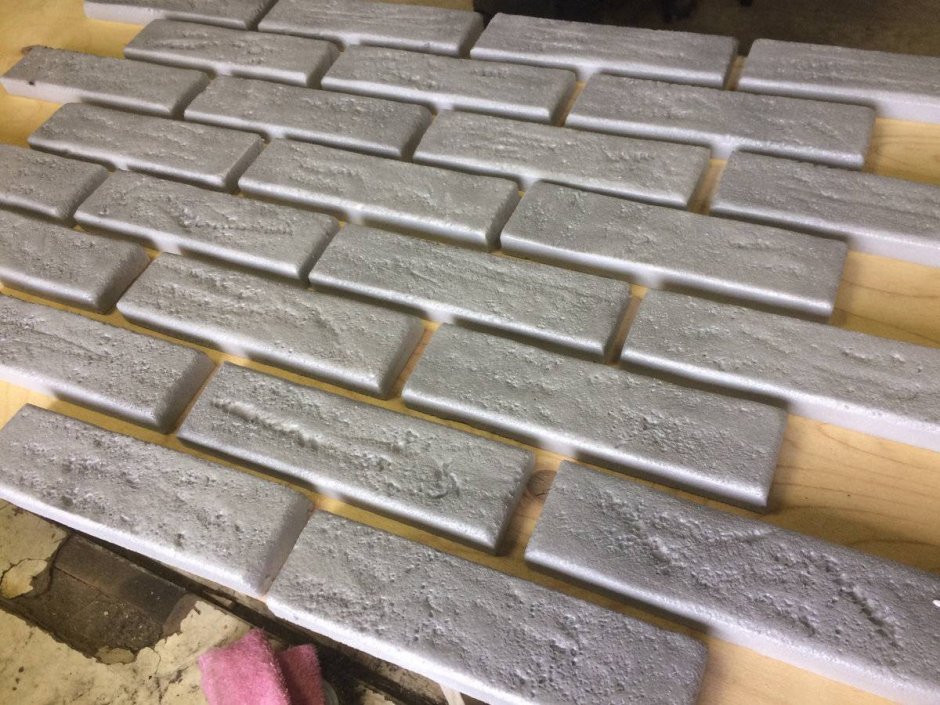 Кирпичики из пенополистирола