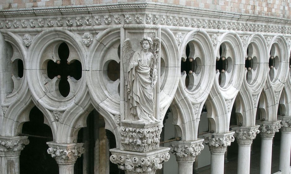 Дворец дожей в Венеции скульптуры