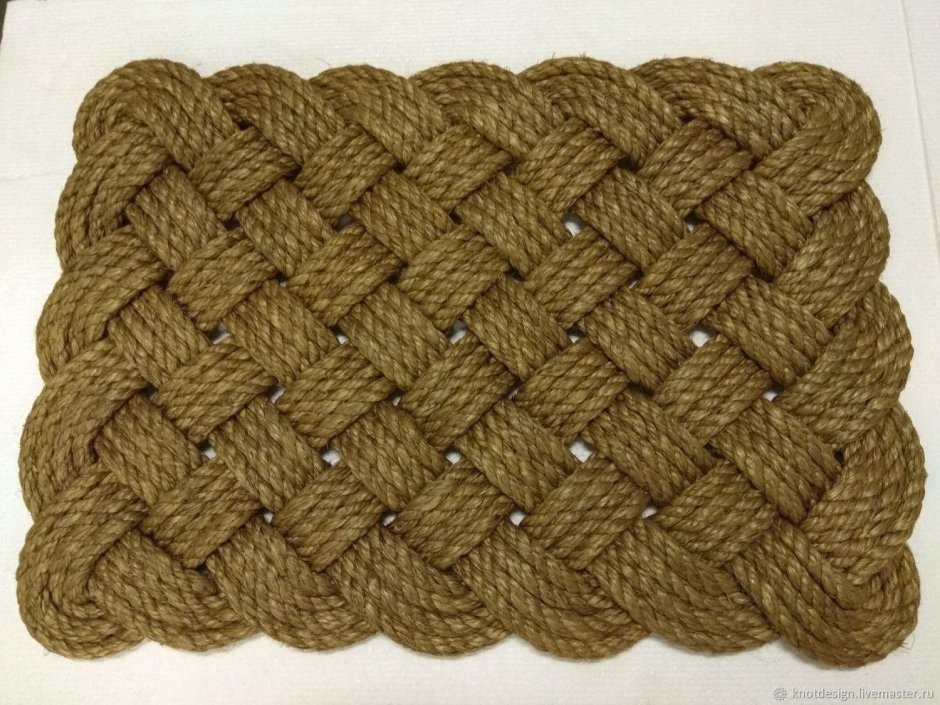 Коврик из каната