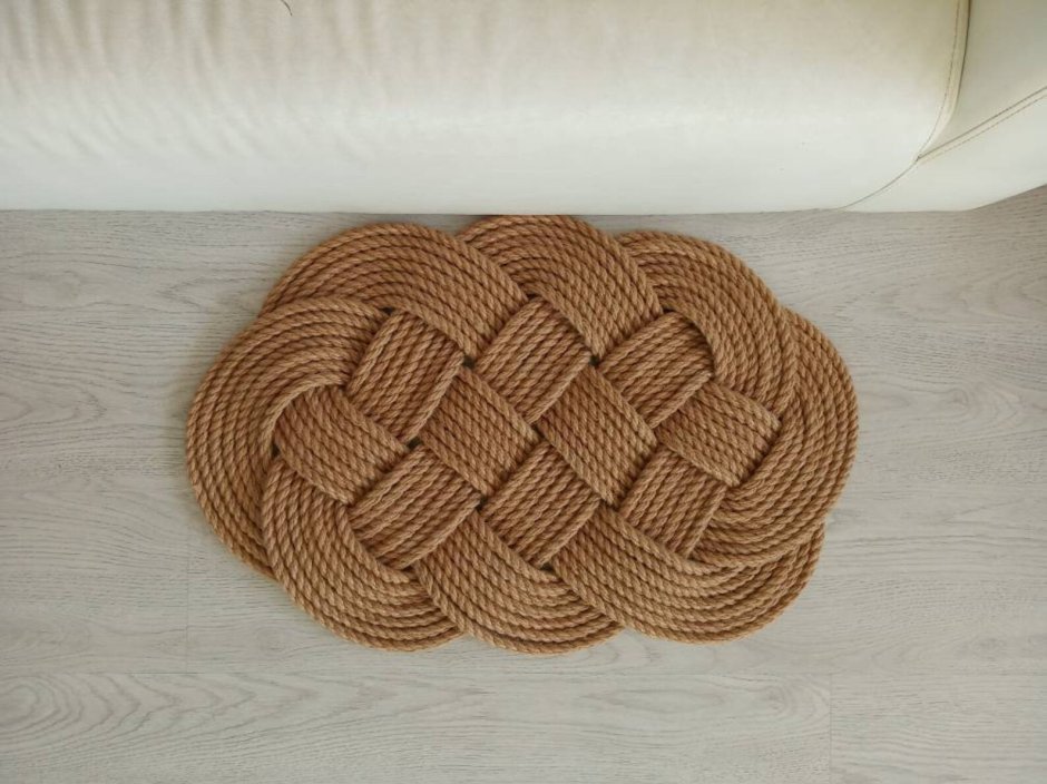 Коврик из каната