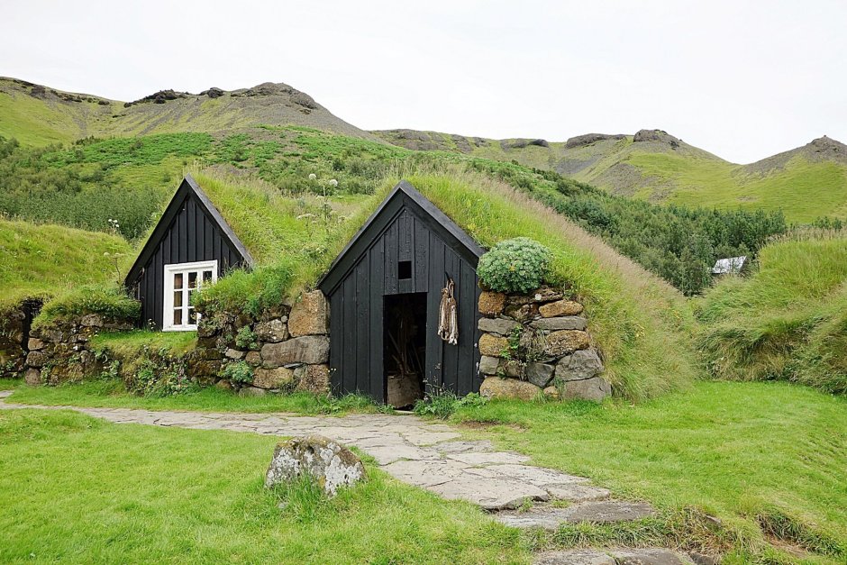 Исландия дом землянка