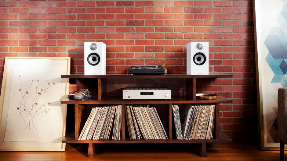Bowers Wilkins 607