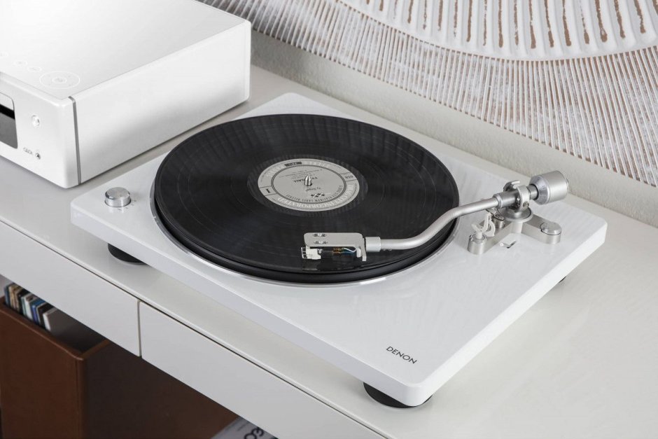 Denon dp-400