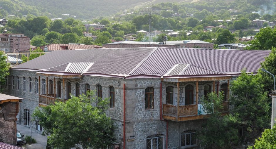 Республика Армения, город Горис, улица г.Нарекаци, дом 13а,