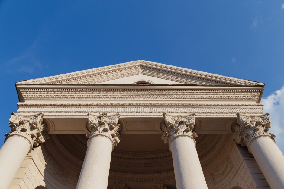 Facade Classic column