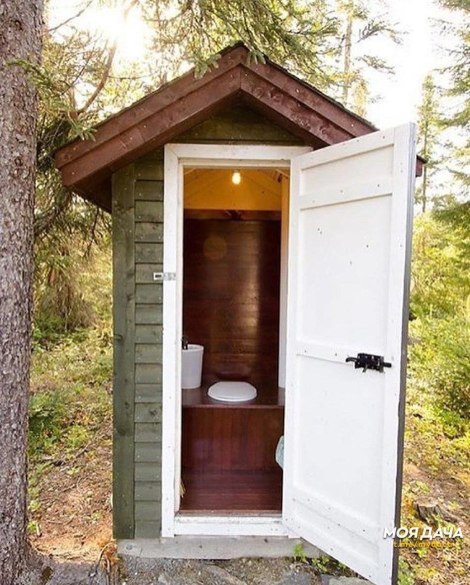 Дизайнерский деревянный туалет