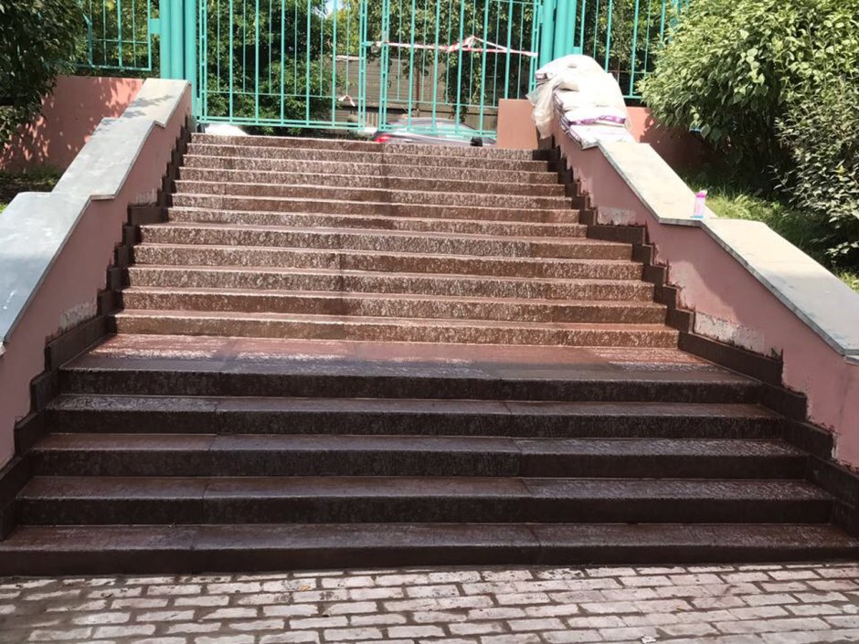 Накладки на ступени из гранитно-кварцевого композита