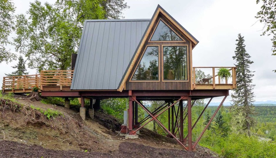 Дачный дом на сваях