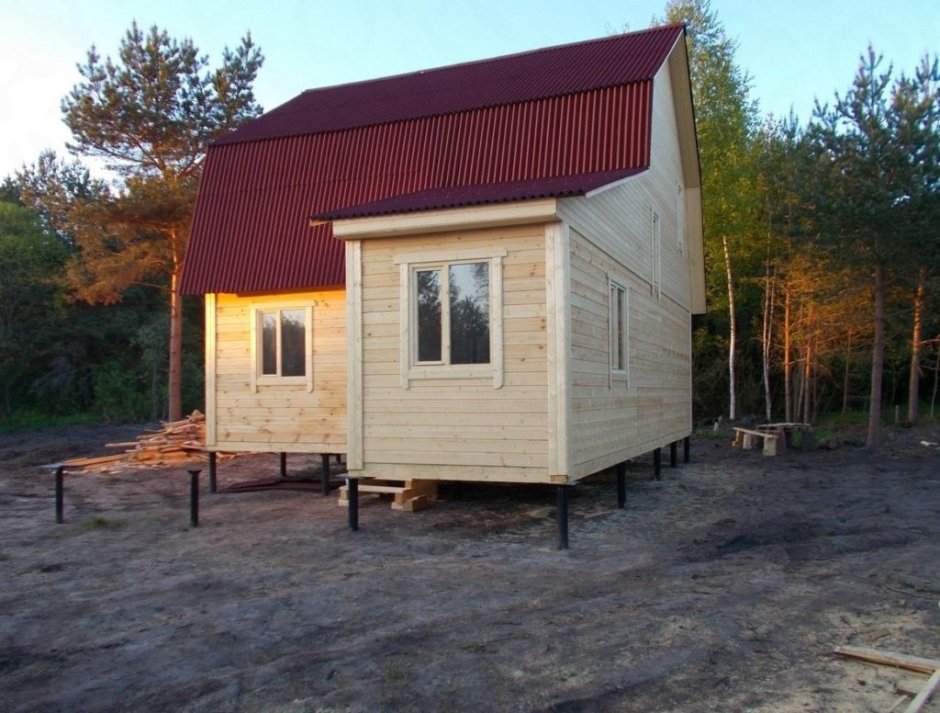 Садовый домик на винтовых сваях