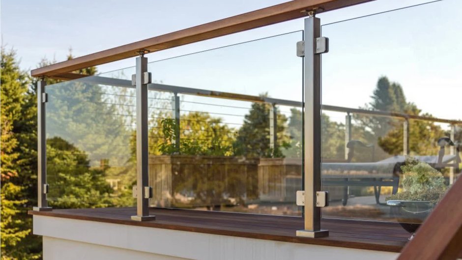 Стеклянные перила для террасы