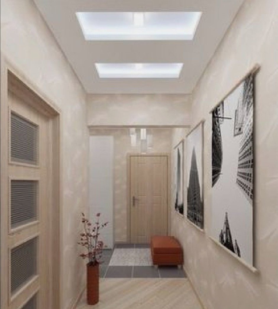 Современный потолок в коридоре