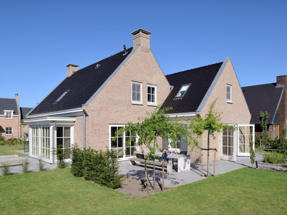 Крыша в голландском стиле