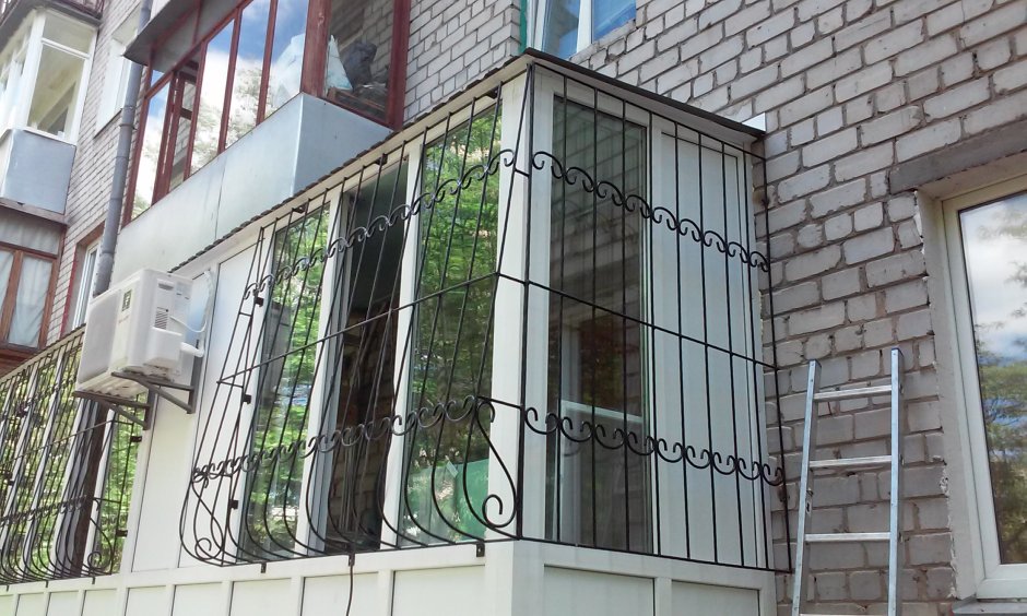 Пластиковые решетки для балкона
