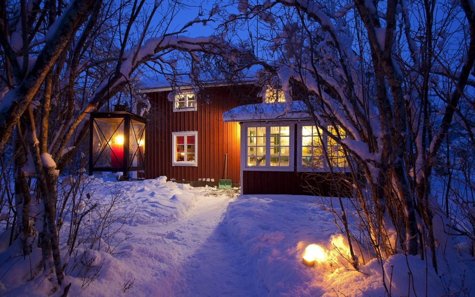Зимний дачный домик