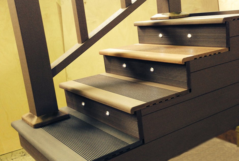 Ступени из ДПК cm Stair