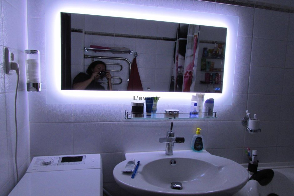 Светодиодная лента для зеркала в ванной