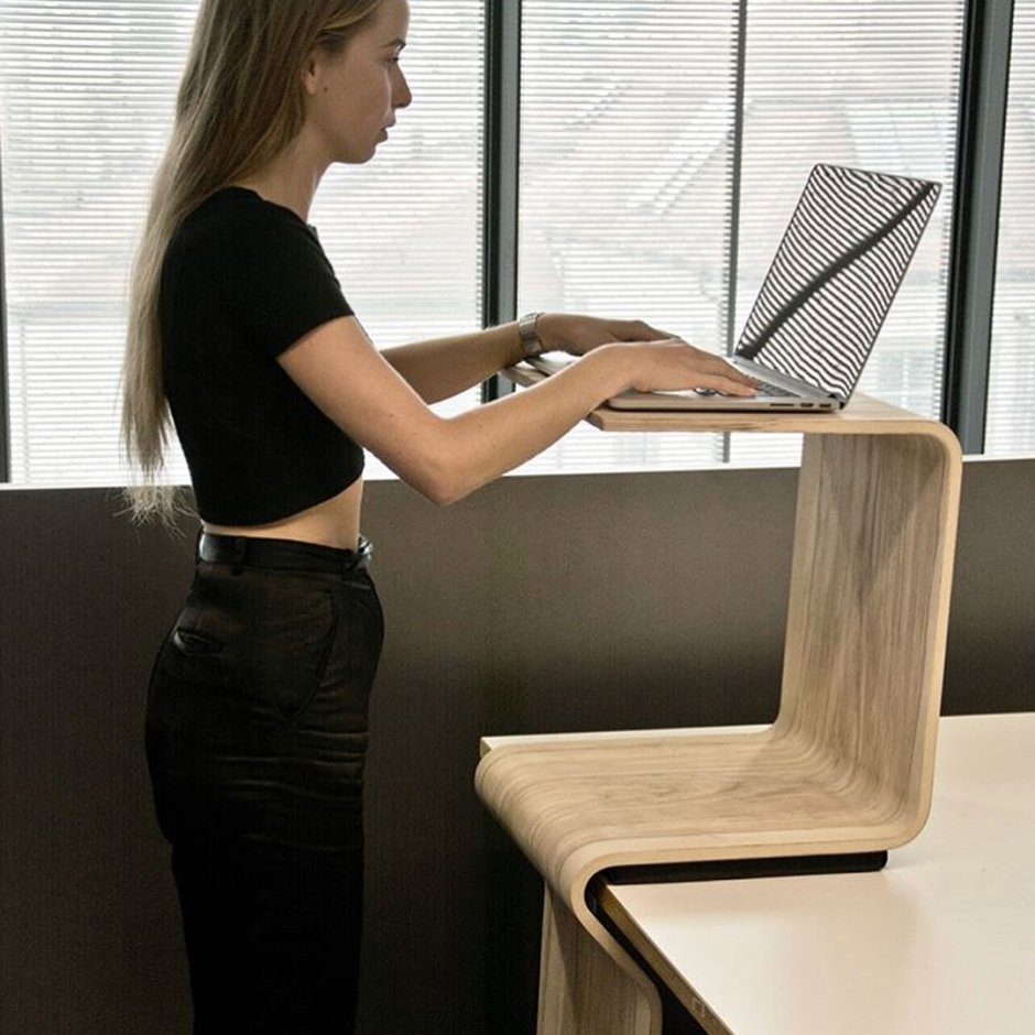 Столик для ноутбука стоя