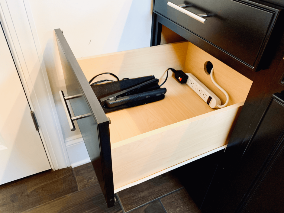 Drawer Outlet