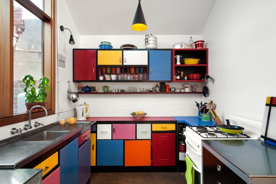 Кухни маленькие разноцветные