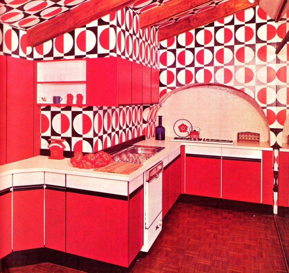 Интерьер кухни в стиле 70-х